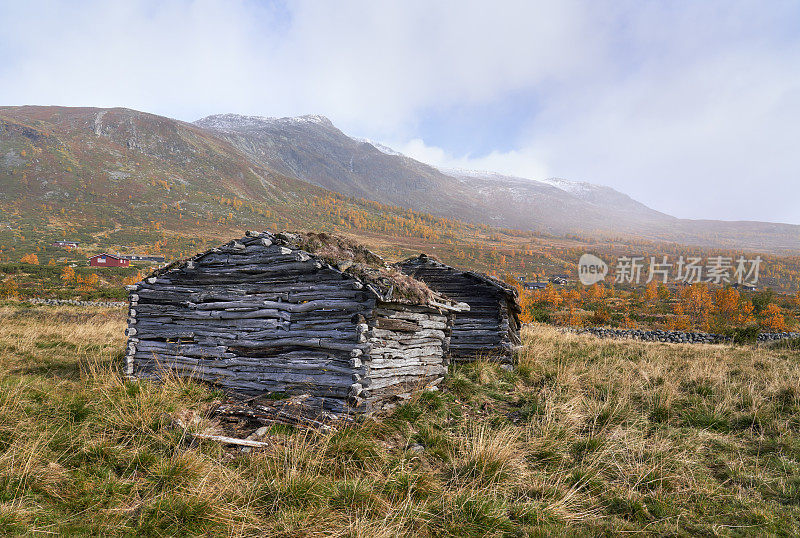 挪威Hemsedal Buskerud山上破旧的小木屋